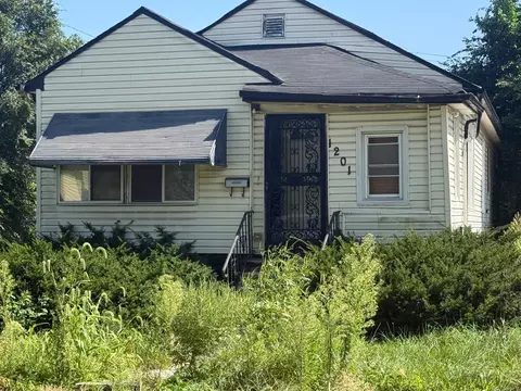 1201 Rutledge St, Gary, IN 46404 photo 5