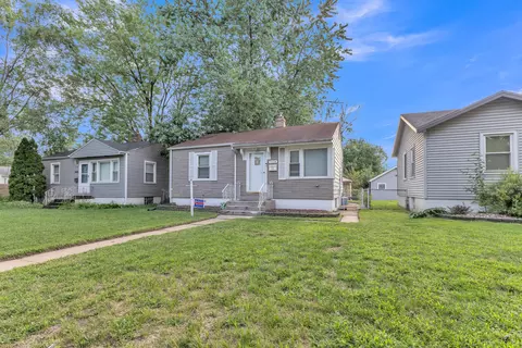 7426 Howard Ave, Hammond, IN 46324