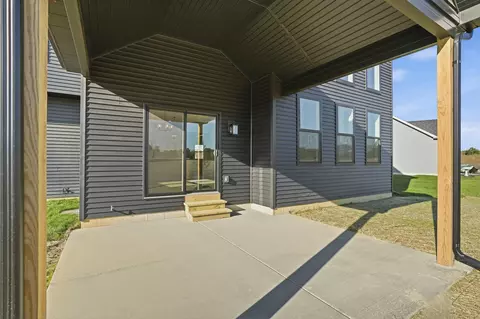 710 Idlewild Ln, Chesterton, IN 46304 photo 3