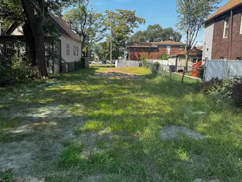 3916 Evergreen St, East Chicago, IN 46312