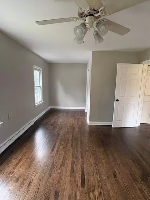 2907 W 40th Pl, Gary, IN 46408 photo 9