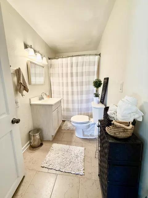 Bath - 128 Halsted St, Lowell, IN 46356 photo 1 of 1