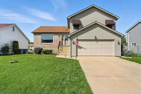3637 42nd Dr, Highland, IN 46322