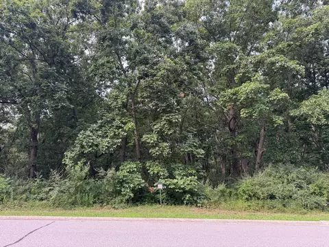 740 Ketill Trce, Crown Point, IN 46307