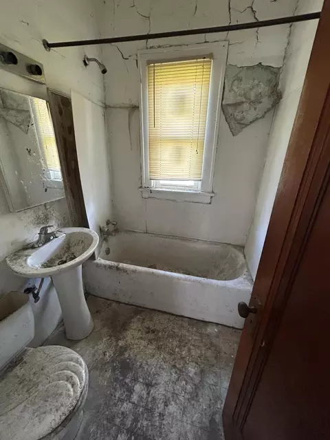Bath - 1151 Delaware St, Gary, IN 46407 photo 1 of 1