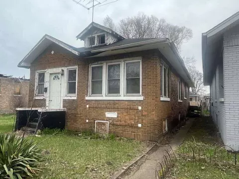 Exterior - 1151 Delaware St, Gary, IN 46407 photo 2 of 6
