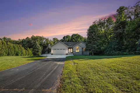 560 E 950, Westville, IN 46391
