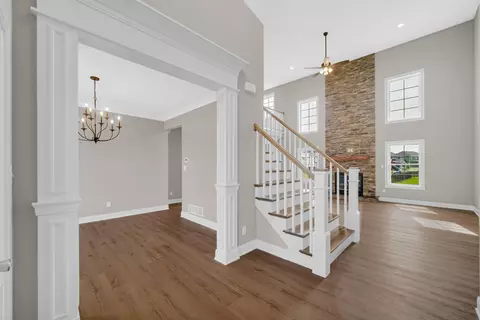 13049 Spirea Ave, Saint John, IN 46373 photo 3