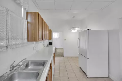 643 Mckinley St, Gary, IN 46404 photo 8