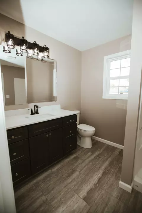 Bath - 106 E Trett St, Wheatfield, IN 46392 photo 2 of 4
