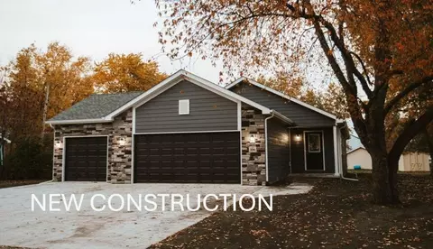 106 E Trett St, Wheatfield, IN 46392