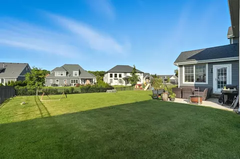 Exterior - 13028 Waterleaf Dr, Saint John, IN 46373 photo 2 of 2