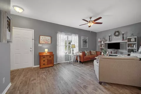 2442 W 127th Ln, Crown Point, IN 46307 photo 5