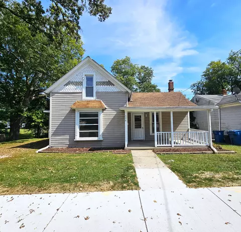 124 N Liberty St, Lowell, IN 46356