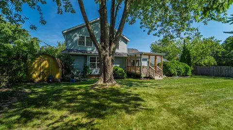 Exterior - 1320 Cedarcrest Dr, Munster, IN 46321 photo 3 of 5