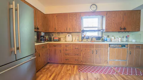 Kitchen - 1320 Cedarcrest Dr, Munster, IN 46321 photo 3 of 4