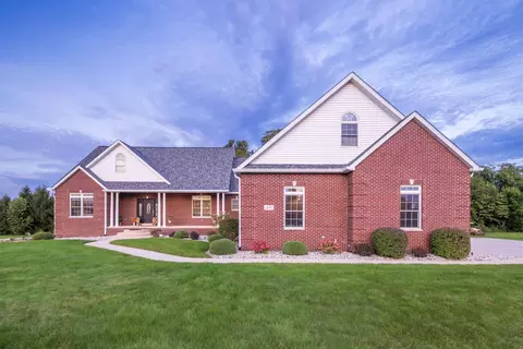 493 N 414, Valparaiso, IN 46383