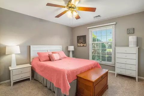 Bedroom - 1638 Camellia Dr #1A, Munster, IN 46321 photo 2 of 2
