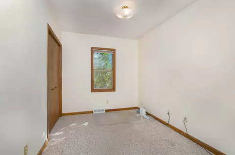 1529 Warwick Ave, Whiting, IN 46394 photo 14