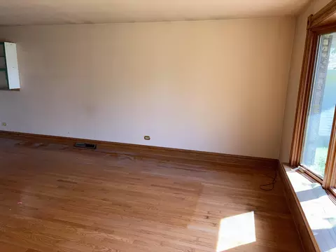 527 Osage Dr, Dyer, IN 46311 photo 6