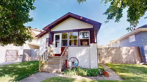6621 Monroe Ave, Hammond, IN 46324