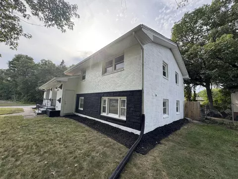 2274 Hendricks St, Gary, IN 46404 photo 23