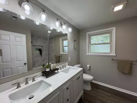 2274 Hendricks St, Gary, IN 46404 photo 9