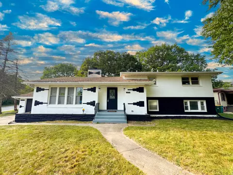 2274 Hendricks St, Gary, IN 46404 photo 1