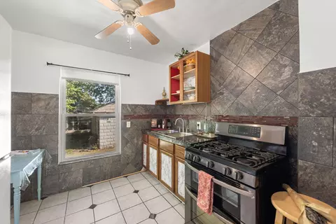 641 Cherry St, Hammond, IN 46324 photo 13