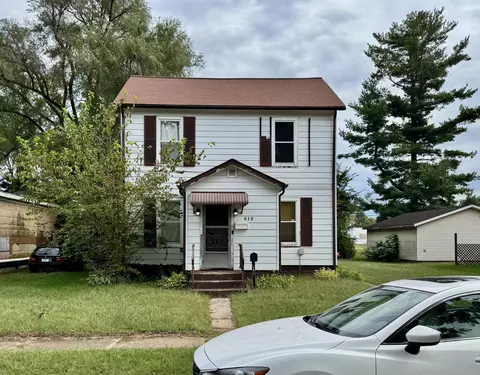 619 Lane St, North Judson, IN 46366
