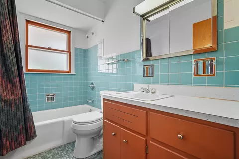 Bath - 8560 Forest Ave, Munster, IN 46321 photo 1 of 2
