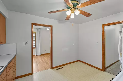 Entry Way - 8560 Forest Ave, Munster, IN 46321 photo 1 of 1