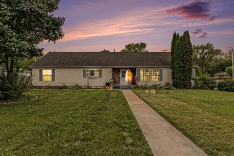 521 W 49th Ave, Gary, IN 46408