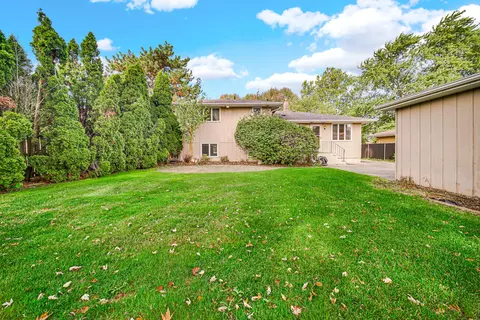 9437 Oriole Dr, Munster, IN 46321 photo 39