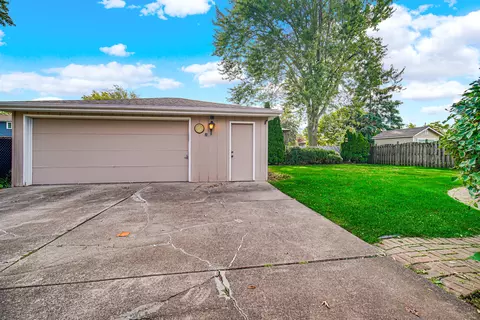 9437 Oriole Dr, Munster, IN 46321 photo 37