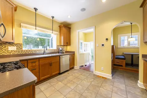 Kitchen - 7220 Hohman Ave, Hammond, IN 46324 photo 2 of 5