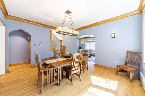 Dining - 7220 Hohman Ave, Hammond, IN 46324 photo 2 of 5