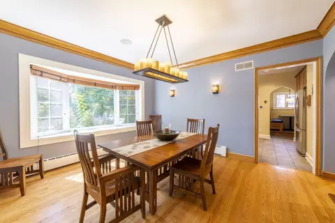 Dining - 7220 Hohman Ave, Hammond, IN 46324 photo 4 of 5