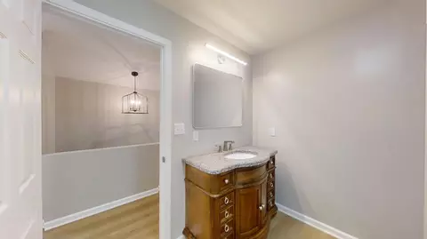 Bath - 4695 Whitcomb St, Gary, IN 46408 photo 5 of 8