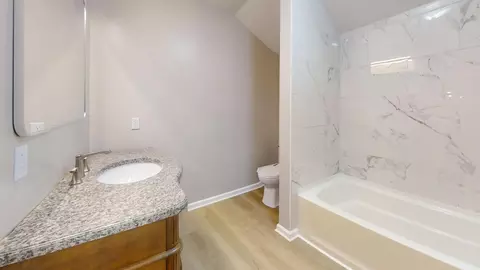Bath - 4695 Whitcomb St, Gary, IN 46408 photo 8 of 8