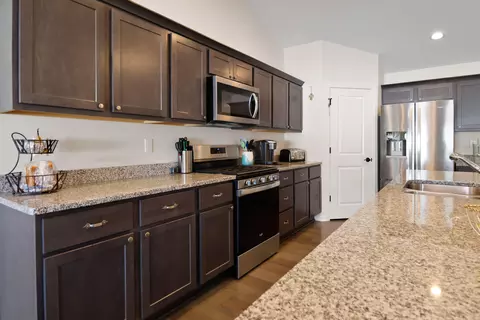 Kitchen - 4906 Southview Dr, Lowell, IN 46356 photo 4 of 4
