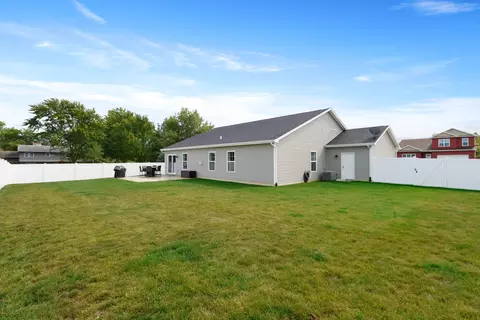 Exterior - 4906 Southview Dr, Lowell, IN 46356 photo 8 of 8