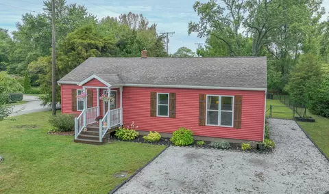 514 W Vine St, North Judson, IN 46366