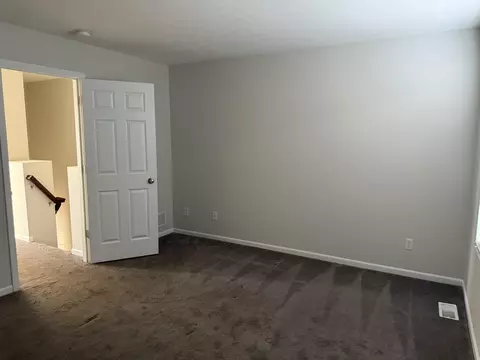 Bedroom - 970 E 114th Pl, Crown Point, IN 46307 photo 2 of 4