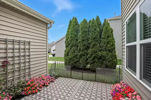 11587 Vermont St, Crown Point, IN 46307 photo 17