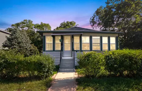 3733 Schneider St, Gary, IN 46405