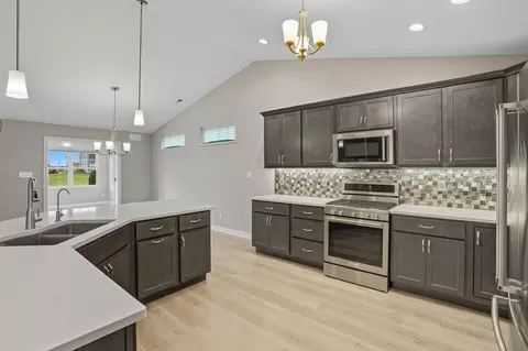 Kitchen - 8657 Larkspur Ter, Saint John, IN 46373 photo 1 of 2