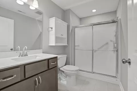 Bath - 8657 Larkspur Ter, Saint John, IN 46373 photo 3 of 3
