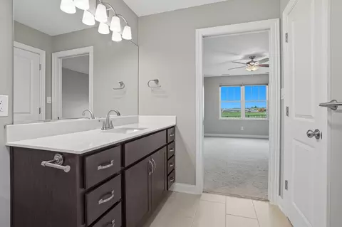 Bath - 8657 Larkspur Ter, Saint John, IN 46373 photo 2 of 3