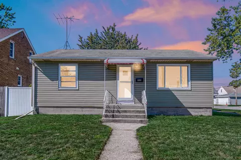 4004 Johnson Ave, Hammond, IN 46327